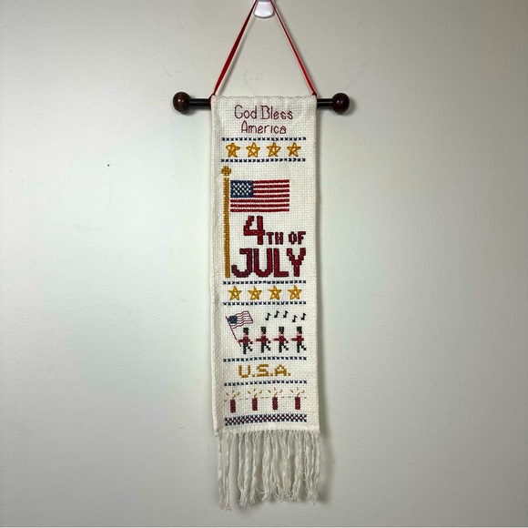 Handmade July 4th Wall Hanging - Picture 2 of 8